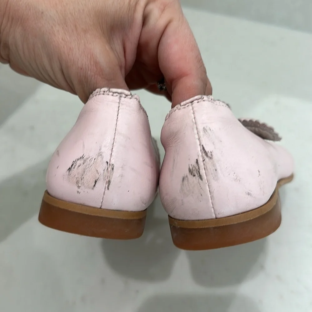 Pink leather Mary Jane’s 1 fair condition